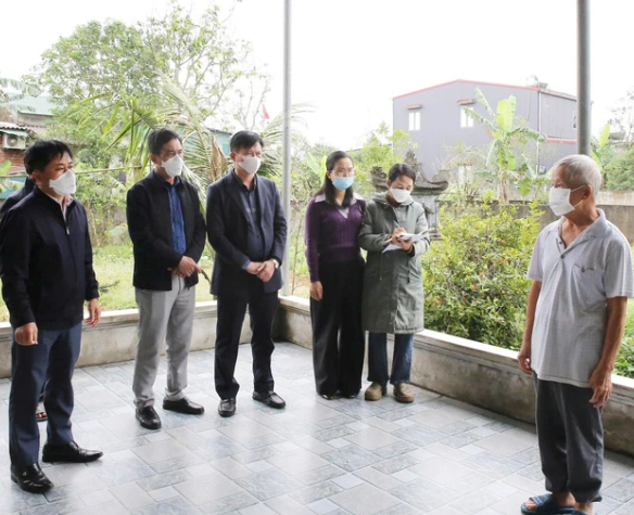 Hà Tĩnh tiêu hủy hơn 900 gia cầm nhiễm cúm H5N1